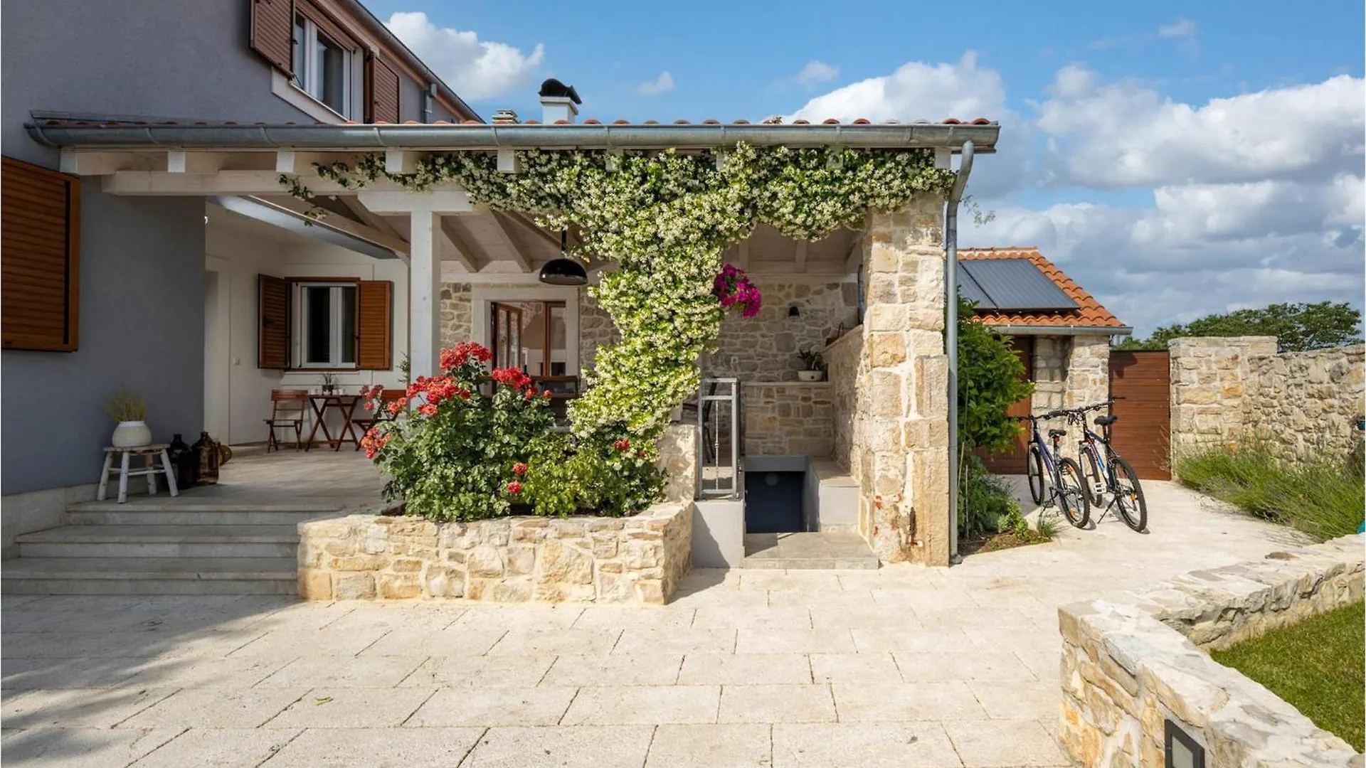Holiday home Villa Bandela Visocane