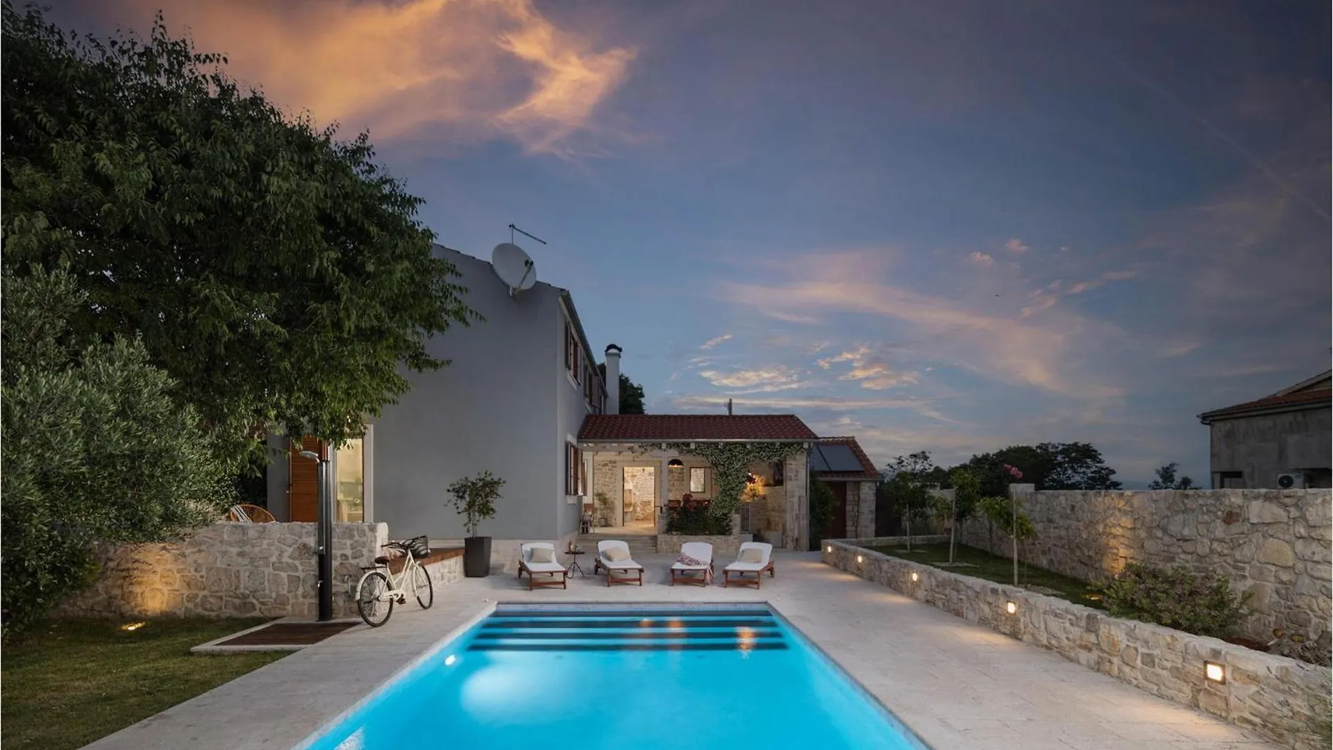 Villa Bandela Visocane 0*,  Croatia